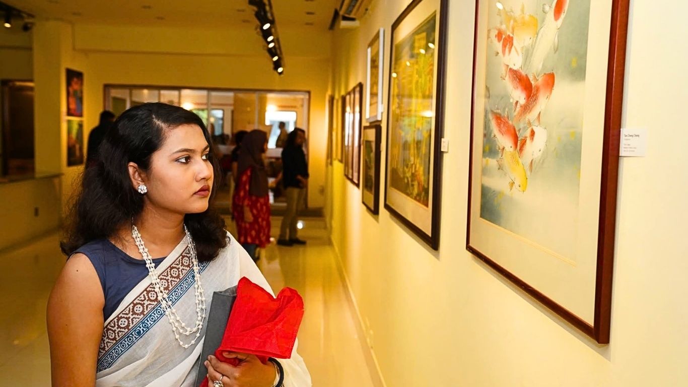 Singapore-Bangladesh Artistic Dialogue ‘Bridging Horizons’ Opens in Dhaka