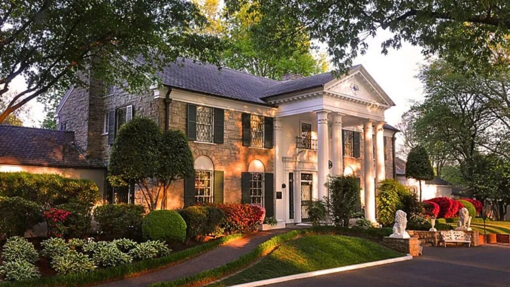 Elvis Presleys Graceland_gallery halkhata
